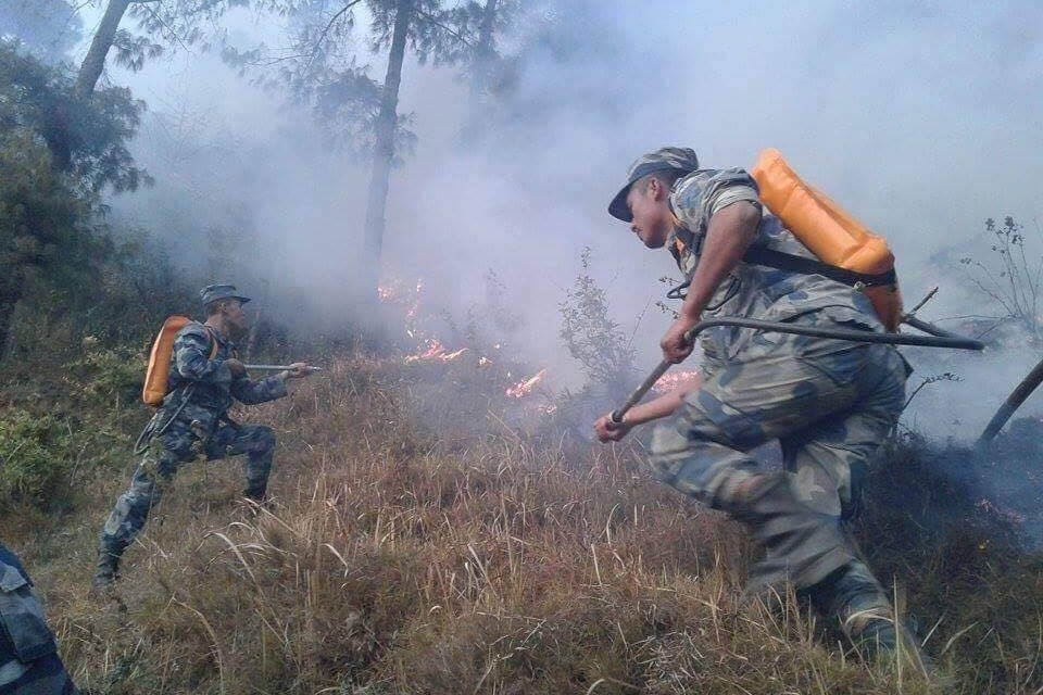 रेसुङ्गामा आगालागी