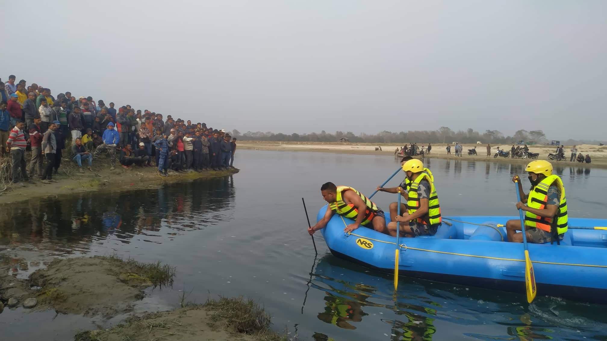 युवा बेपत्ता भएपछि खोजीकार्य हुँदै‌ं