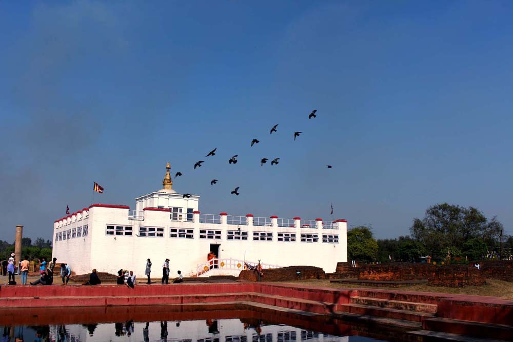 धुलोले ढाकेको लुम्बिनी र पर्यटन