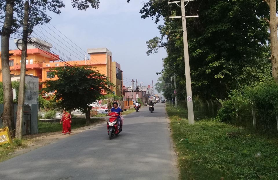प्रहरी तालिम केन्द्र आडैको बाटो ४ लेनको बनाइँदै