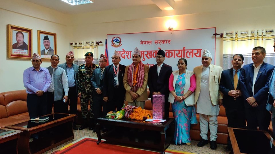प्रदेश प्रमुख झाको बिदाई : स्वागतमा खचाखच, बिदाईमा कर्मचारीमात्रै