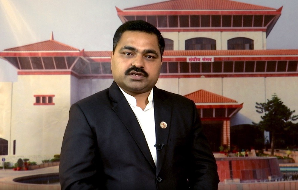 सांसद अभिषेकप्रताप शाहविरुद्ध पक्राउ पुर्जी जारी