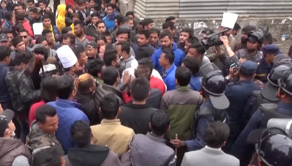 कांग्रेस पार्टी कार्यालय सानेपा तनाबग्रस्त, नेताको भागाभाग