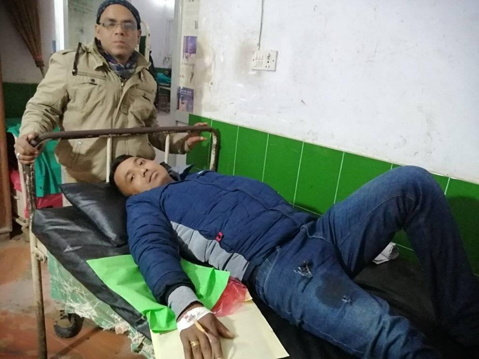विप्लव कार्यकर्ता समात्दा आफैले बोकेको बन्दुक पड्केर प्रहरी घाइते