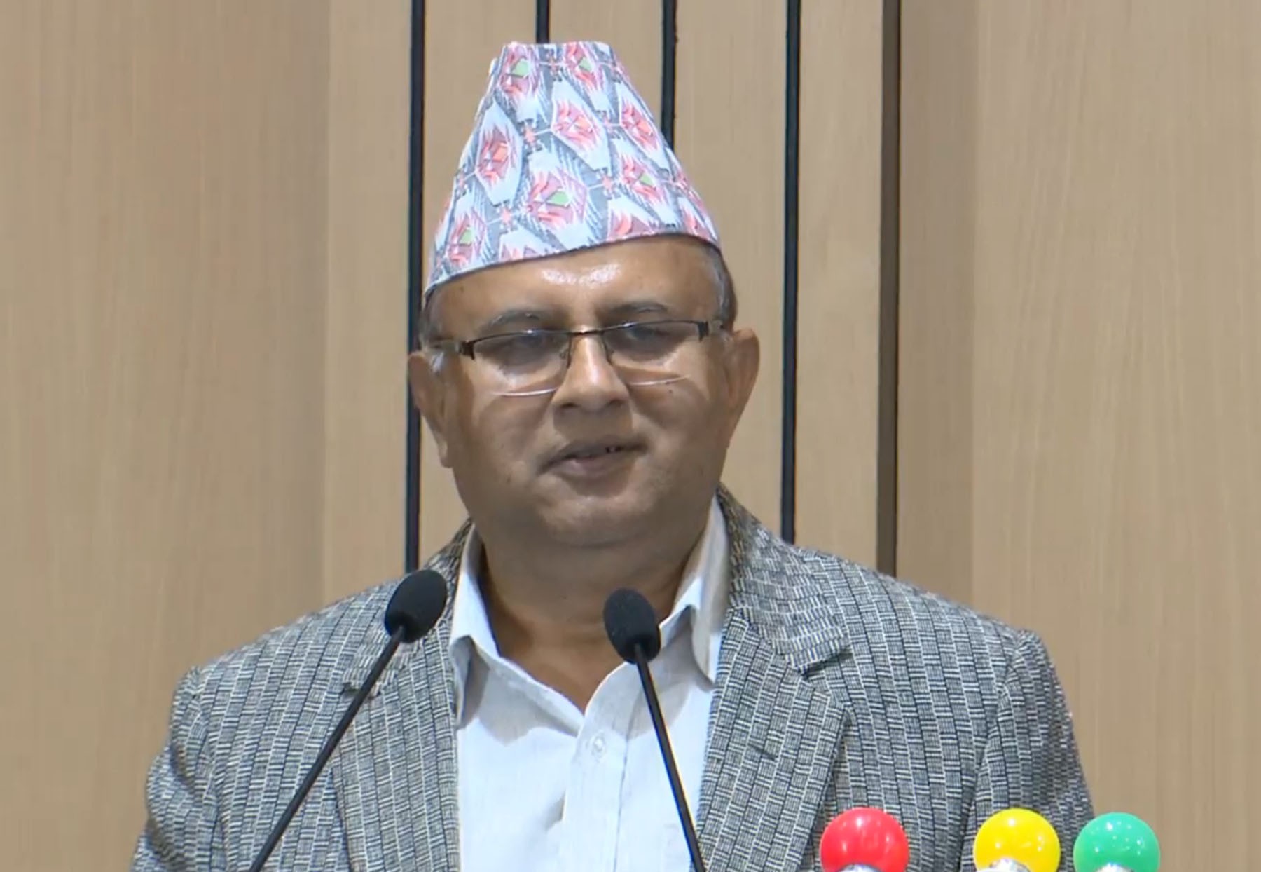 राजधानी सार्न मुख्यमन्त्रीको छापामार शैली