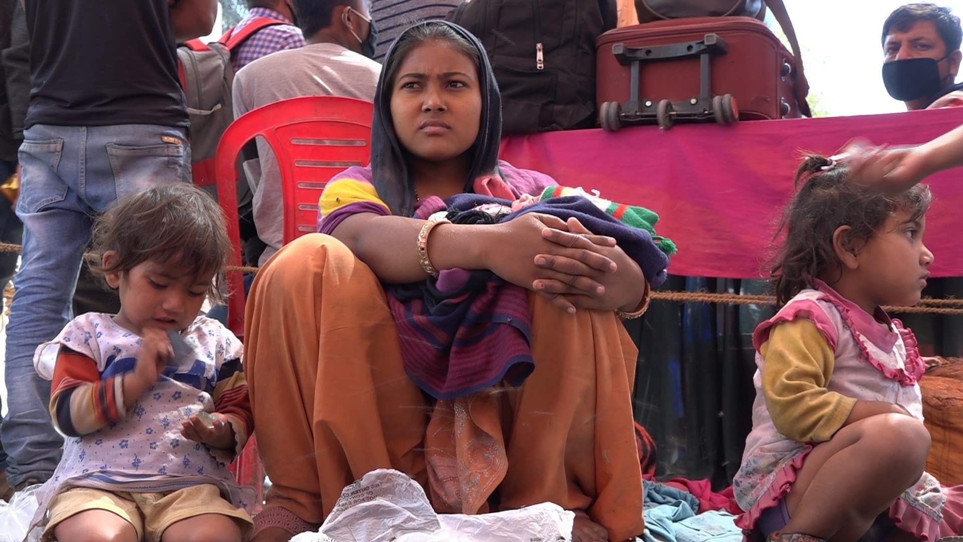 सीमामा अलपत्र १० दिनकी सुत्केरीको उद्धार, परिवारसहित १४ दिन क्वारेन्टाइनमा राखिने
