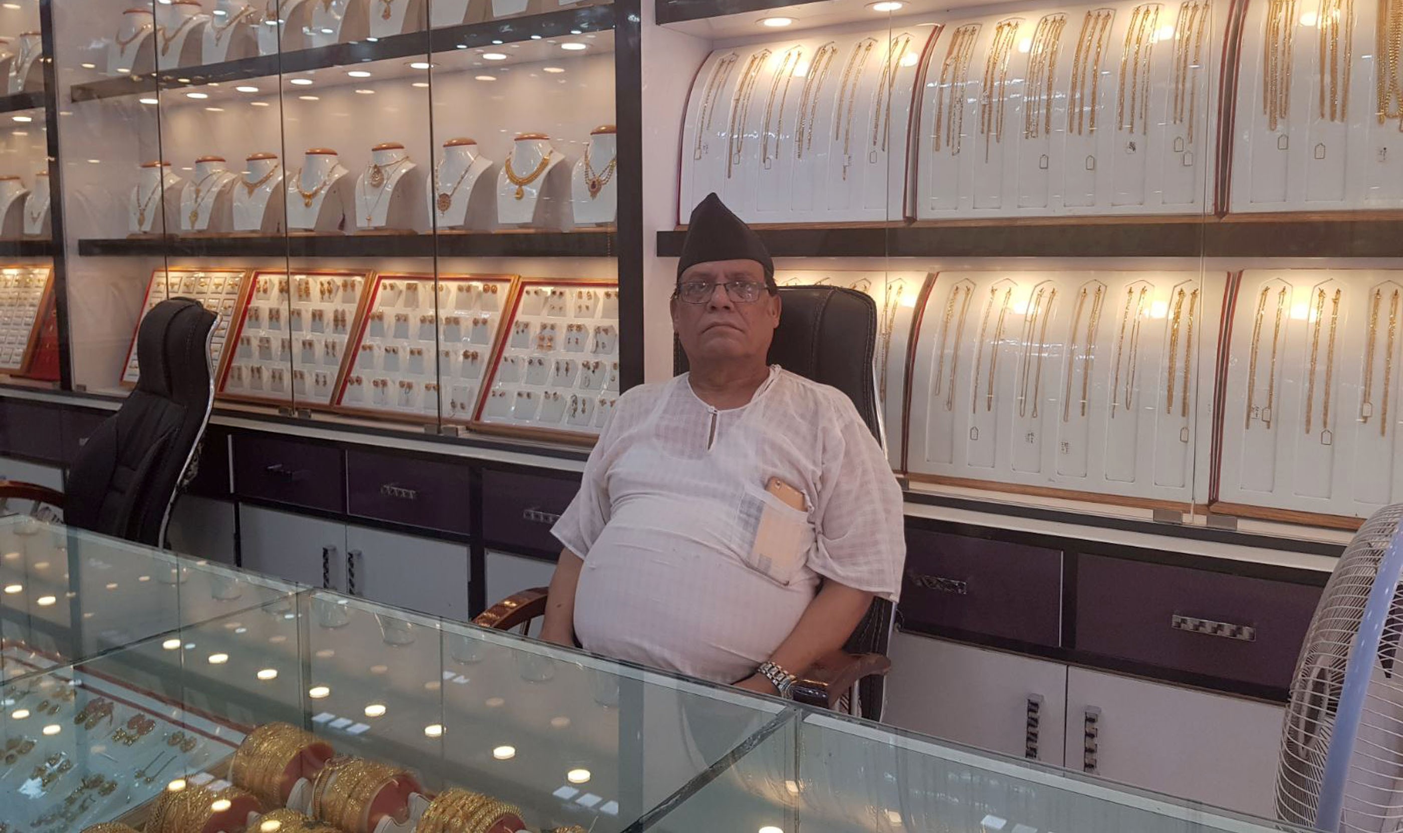 जतिबेला ज्योतिलालले डेढ सय रुपैयाँ तोला सुन किनेका थिए