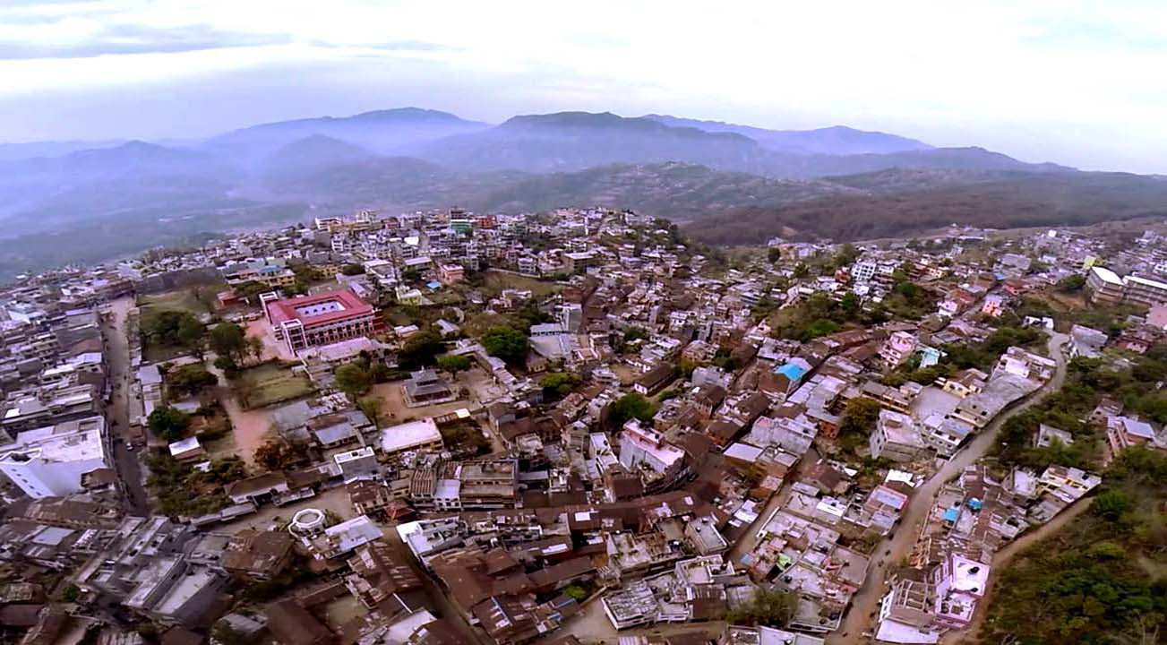 एक महिलामा संक्रमण देखिएपछि तानसेनको मुख्य बजार क्षेत्र सिल