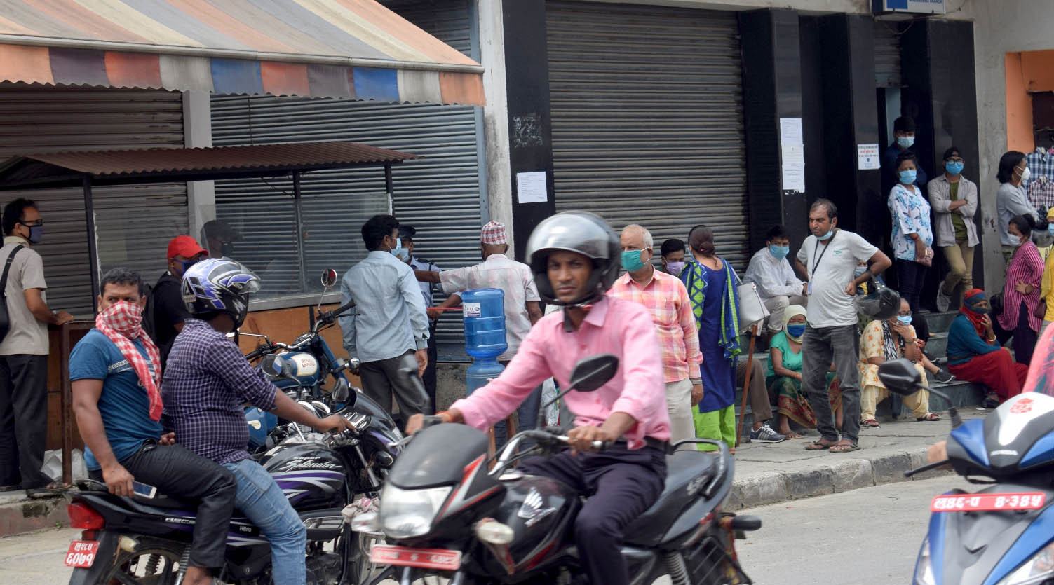लकडाउन खुल्यो भनेर लापरबाही गर्दा उच्च जोखिम
