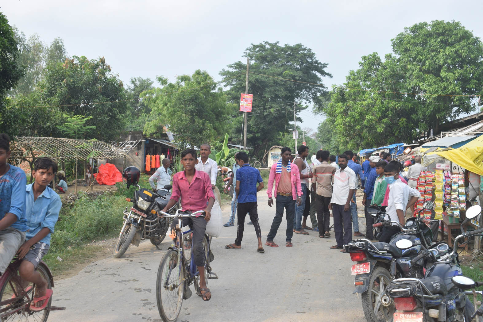 महामारीमा के गर्दैछ मर्चवार (फोटोफिचर)