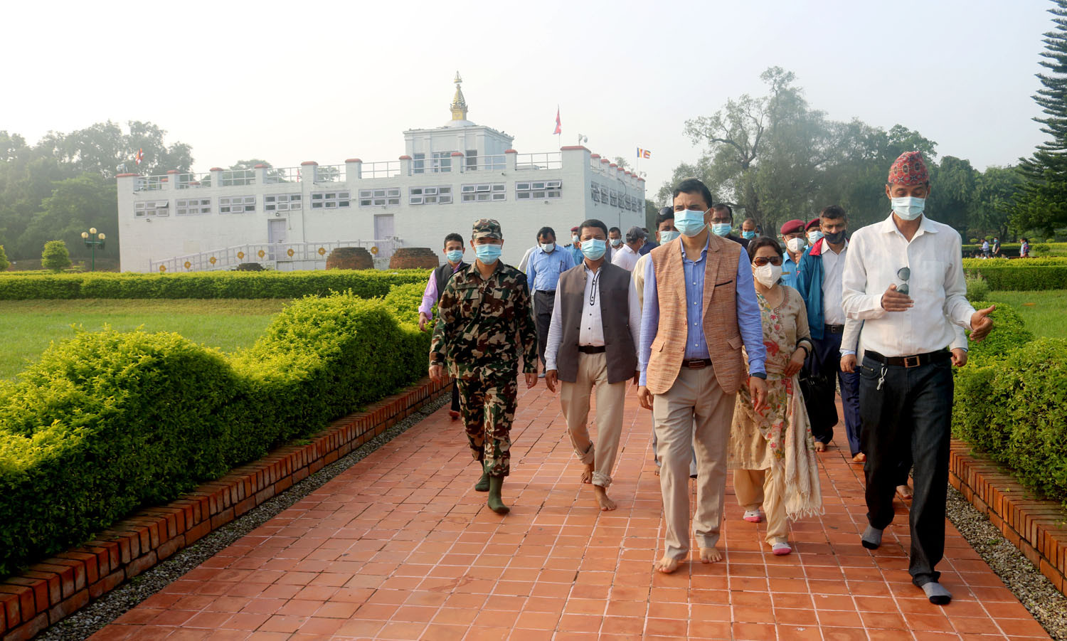 सबै तस्वीरहरु : चन्द्र पाठक र रोयल थाइ मोनाष्ट्री, लुम्बिनी