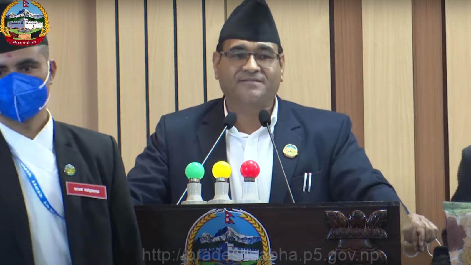 प्रतिपक्ष तोडफोडमा उत्रिदा मन्त्रीले भने–घिसारेर निकालिहाल्