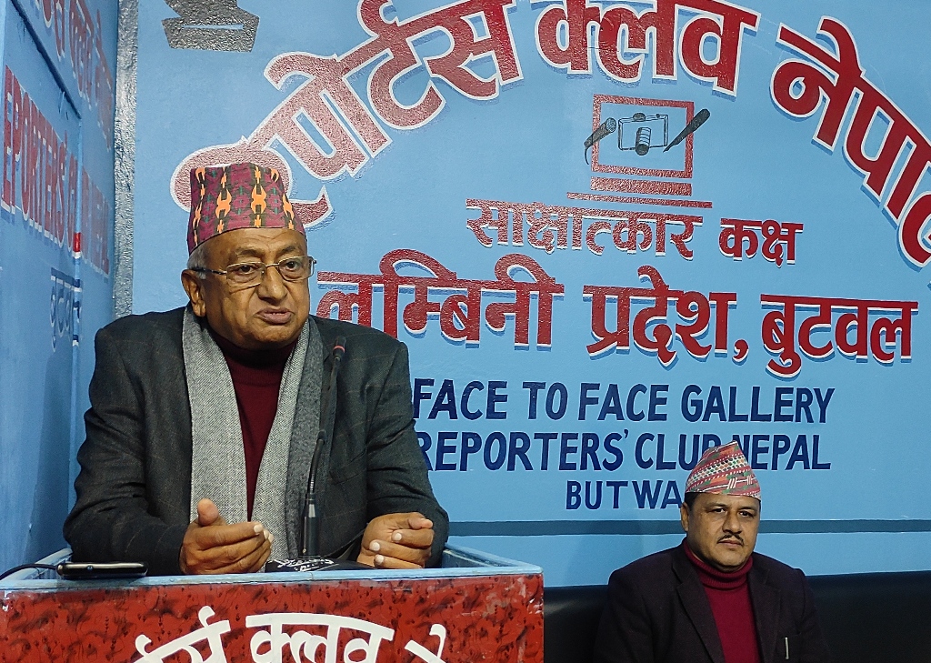 देशको खलबलिएको स्थितिलाई जोगाउन पुराना दलहरु सच्चिन जरुरी : पूर्वराजदुत उपाध्याय