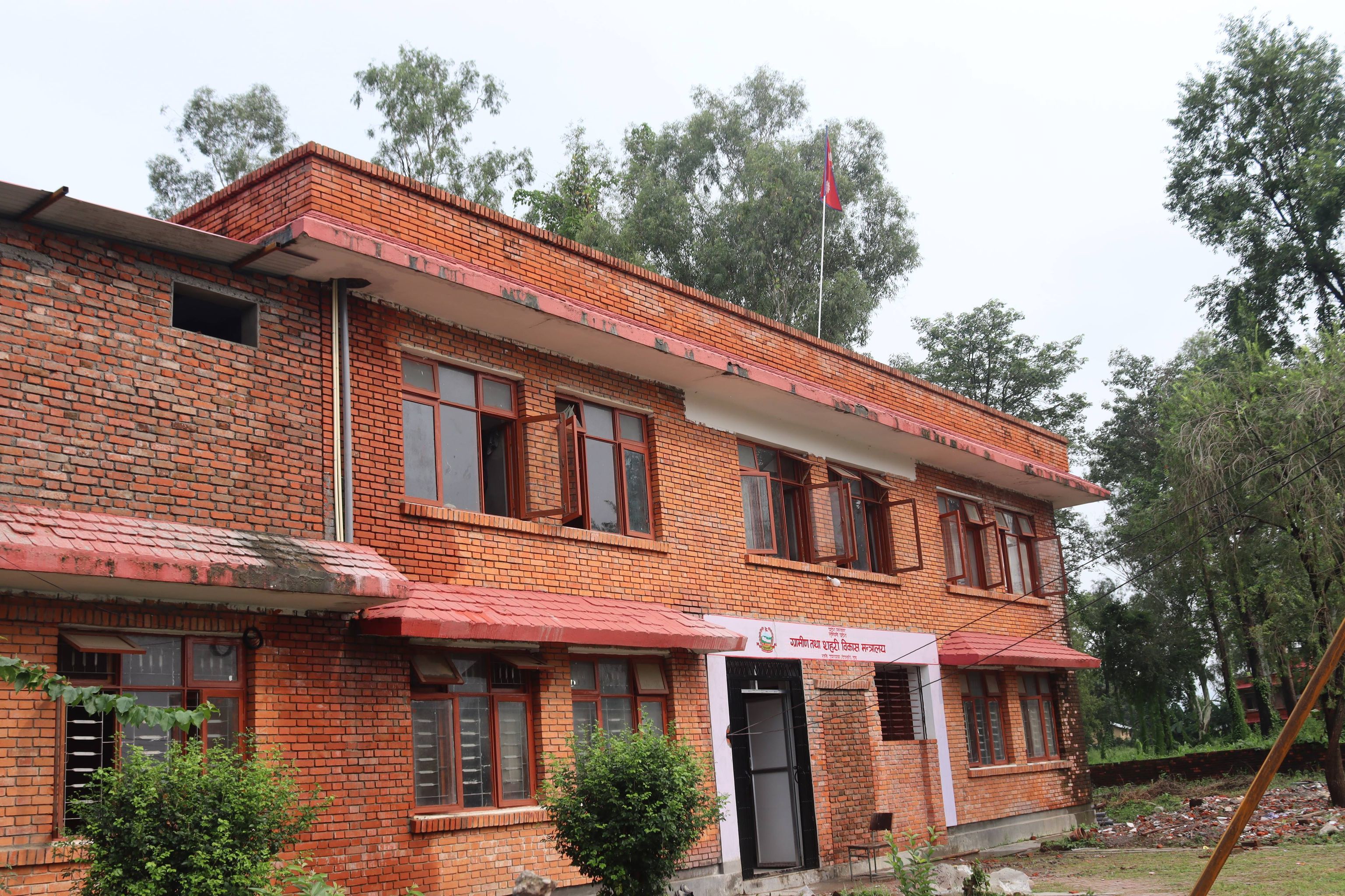 स्थायी राजधानी सर्न थाले लुम्बिनीका मन्त्रालय: ग्रामिण तथा शहरी विकास मन्त्रालयले थाल्यो काम