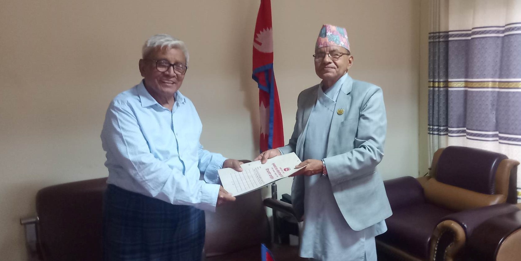एमालेद्वारा धारा ३ अनुसार सरकार बनाउन आह्वान गर्न प्रदेश प्रमुखलाई आग्रह
