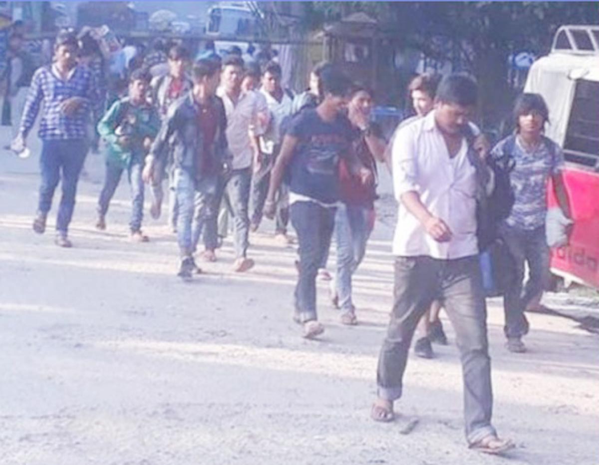 विशु पर्व मनाउन स्वदेश फर्कनेको लर्को : दश प्रतिशतमा कोरोना सङ्क्रमण