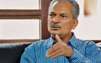 देश अँध्यारो सुरुङमा फस्योः बाबुराम भट्टराई