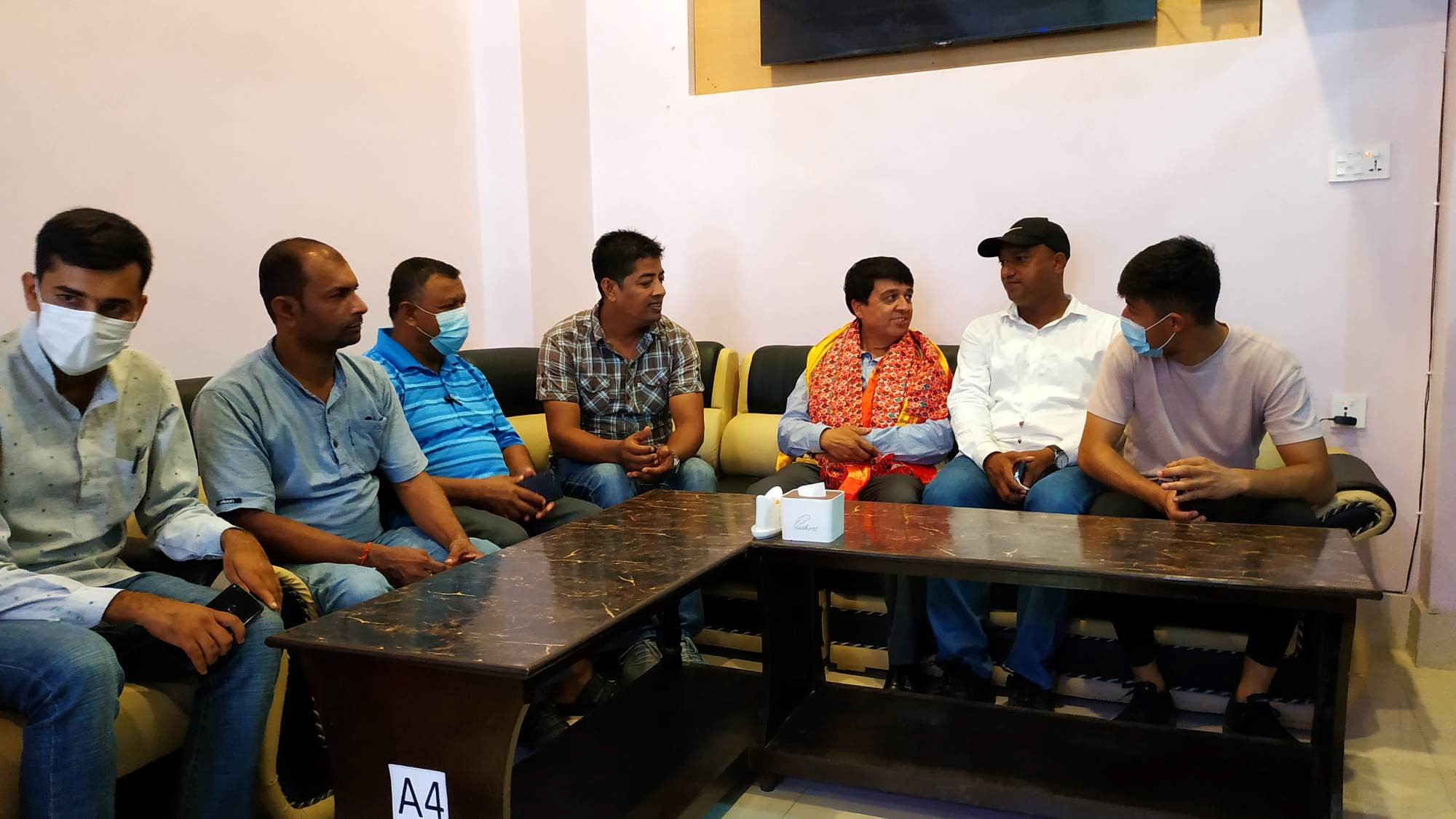 उदयपुरमा लगानी गर्नेबारे एनएफसिसीआइका वरिष्ठ उपाध्यक्ष ढकालले थाले छलफल