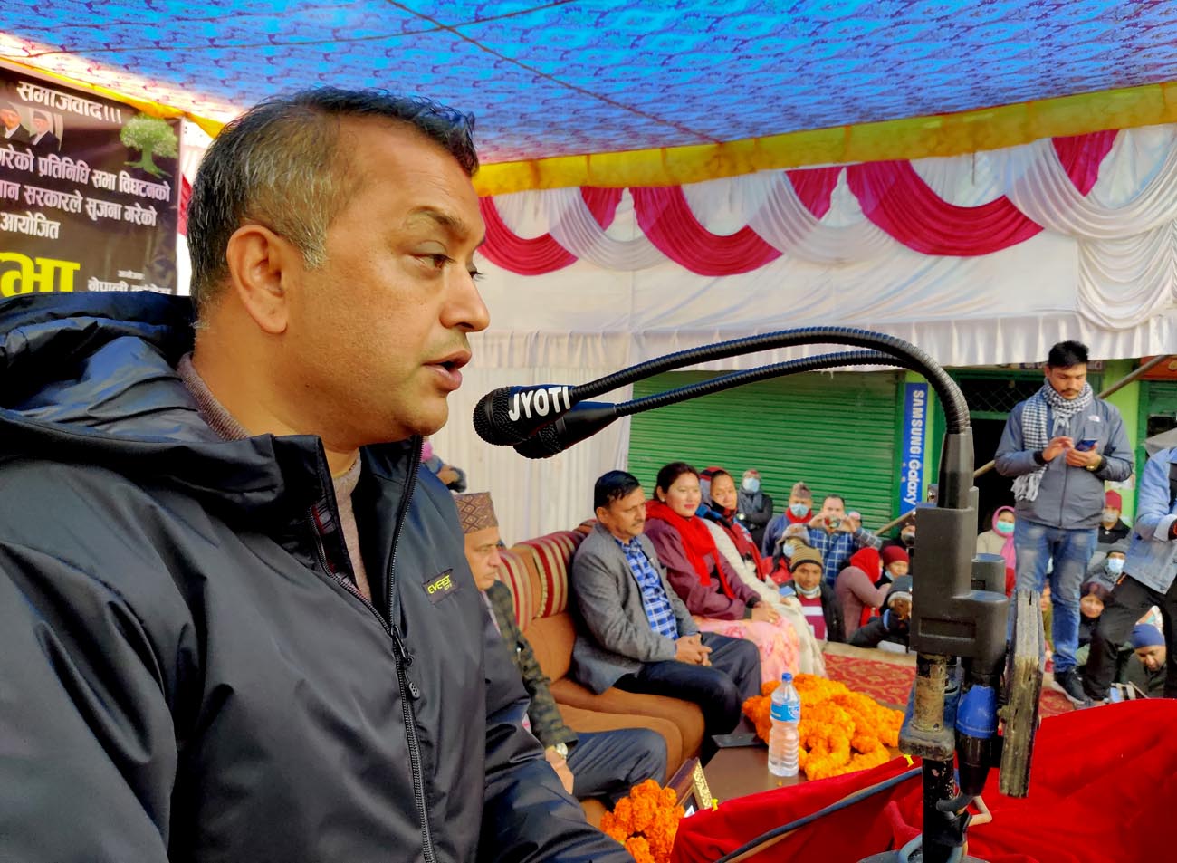 'बहुमतको प्रधानमन्त्रीले संसद भंग गरे घर जाने, घर बस्न मन नलागे वन जाने'