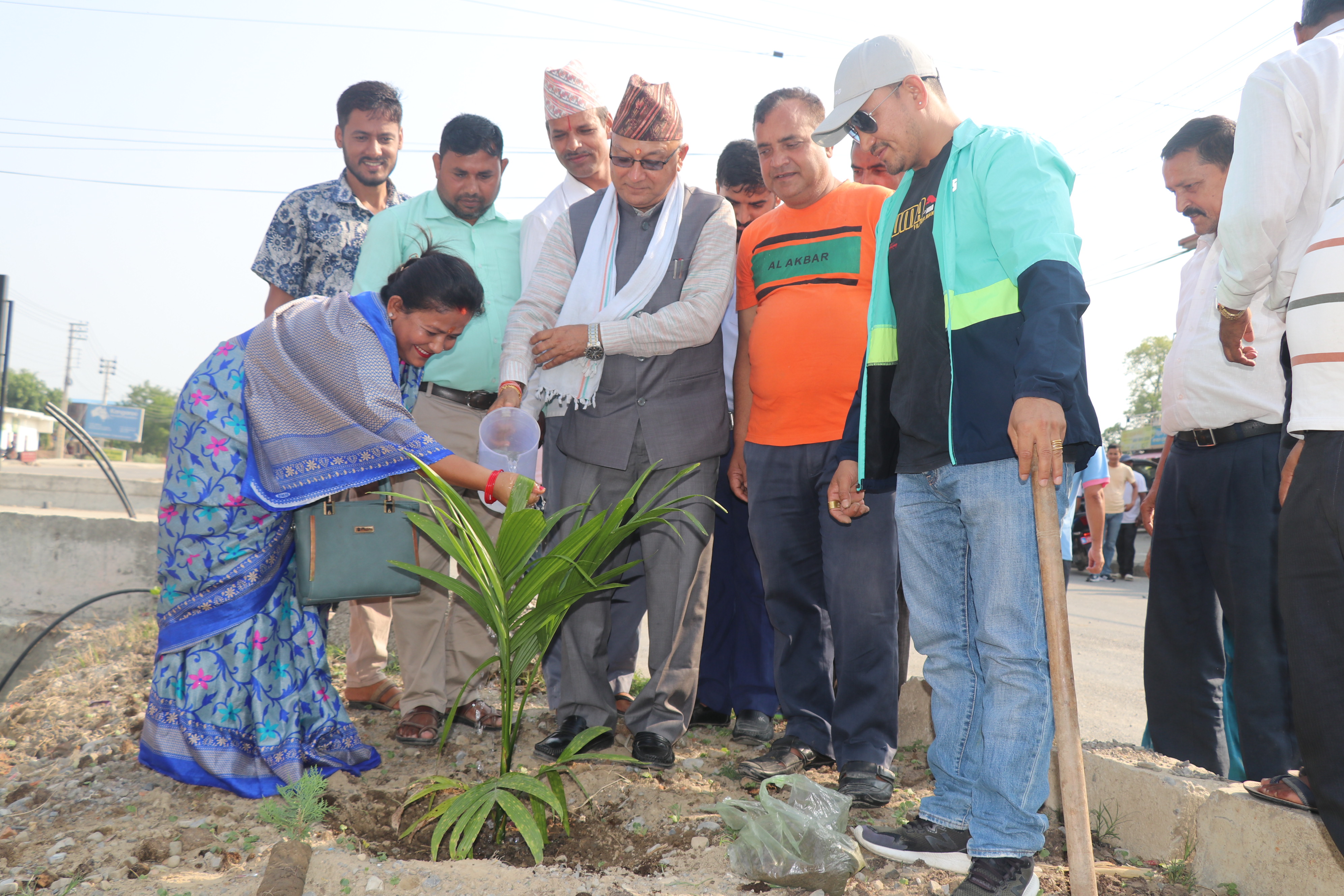 गणतन्त्र दिवसको अबसरमा सियारीमा बृृक्षरोपण