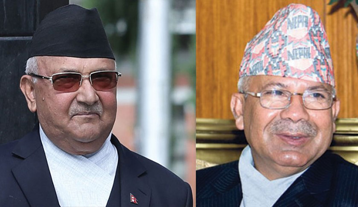 प्रधानमन्त्री केपी ओली र माधवकुमार नेपालबीच भेट हुँदै