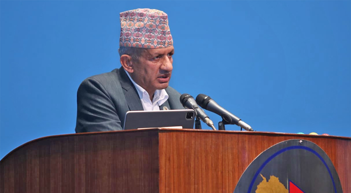 सर्वोच्च अदालतका ५ न्यायाधीशबाट प्रधानमन्त्री  नियुक्ती भयो: प्रदीप ज्ञवाली