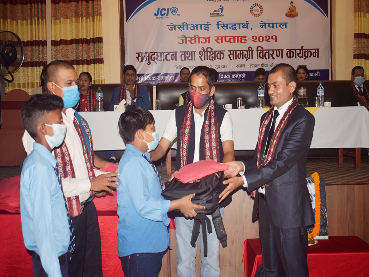 जेसिस सप्ताह २०२१ सुरु, विद्यार्थीलाई शैक्षिक सामग्री वितरण