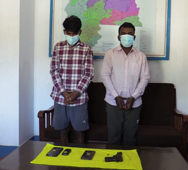 चोरी र गोली प्रहारको घटनामा संलग्न दुई जना पक्राउ