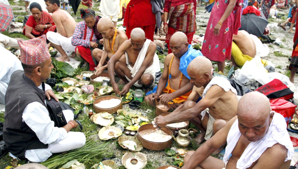 आज कुशे औसी: बुवाको सम्मानमा चलिआएको पर्व