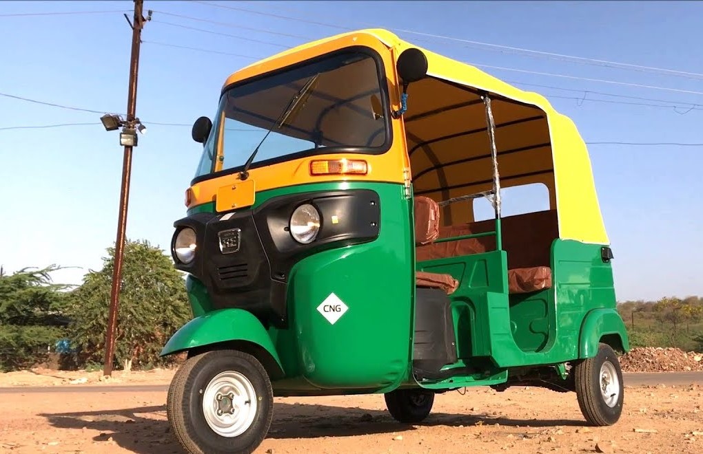 अनुदानमा  अटोरिक्सा