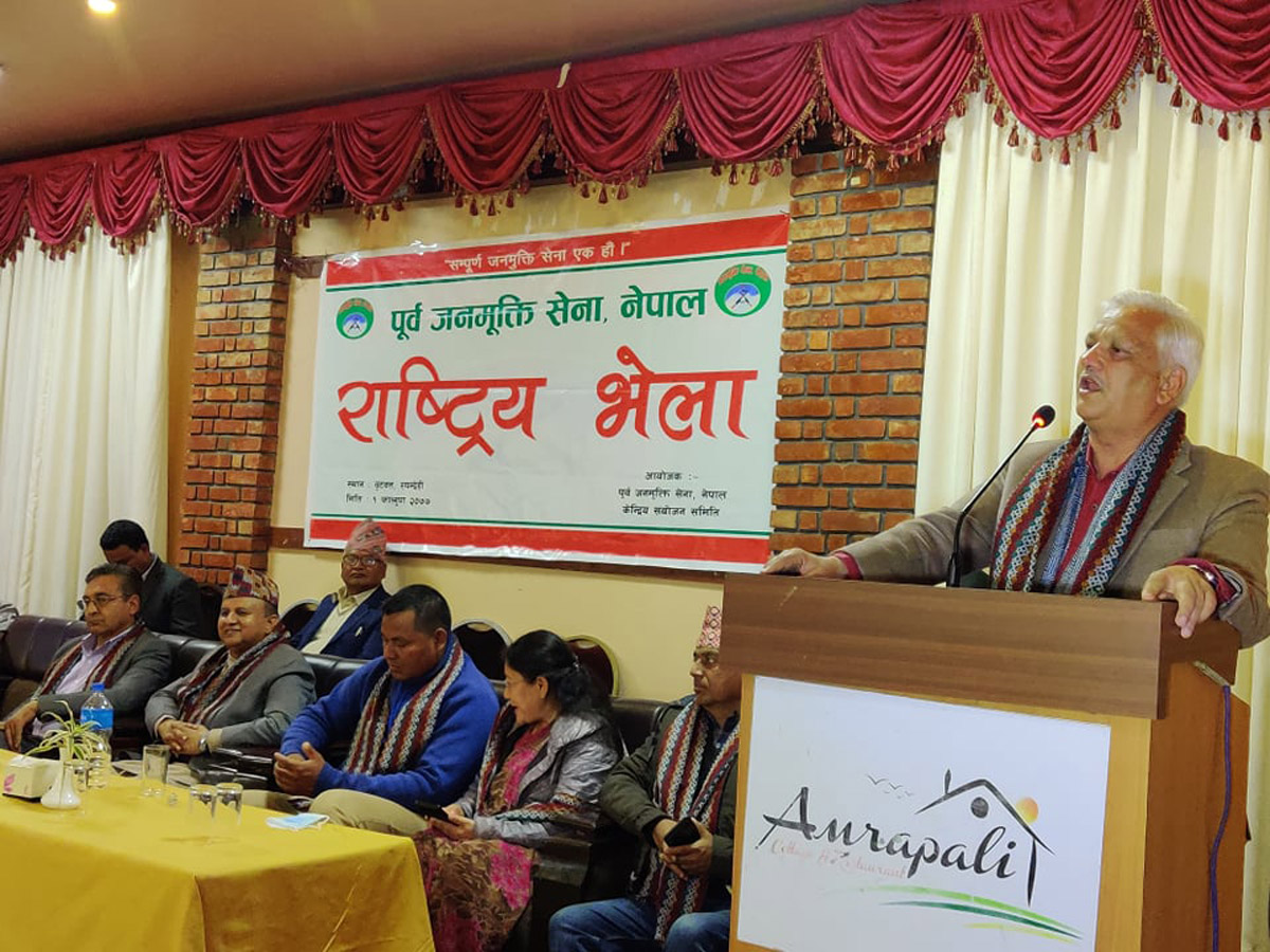 प्रचण्ड लालगद्दार हुन्:भट्ट