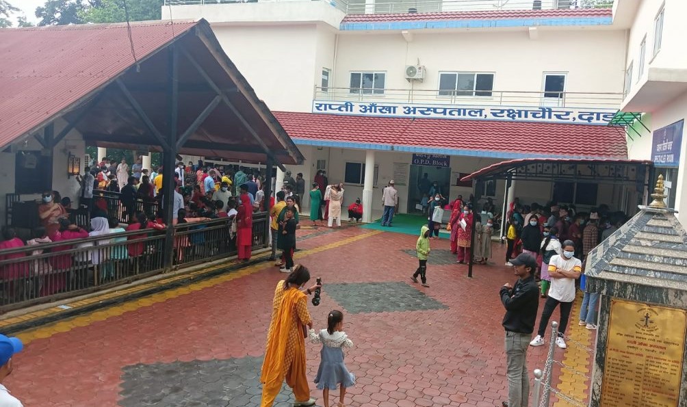अस्पताल जाने ५० प्रतिशत बिरामीमा आँखा पाक्ने समस्या