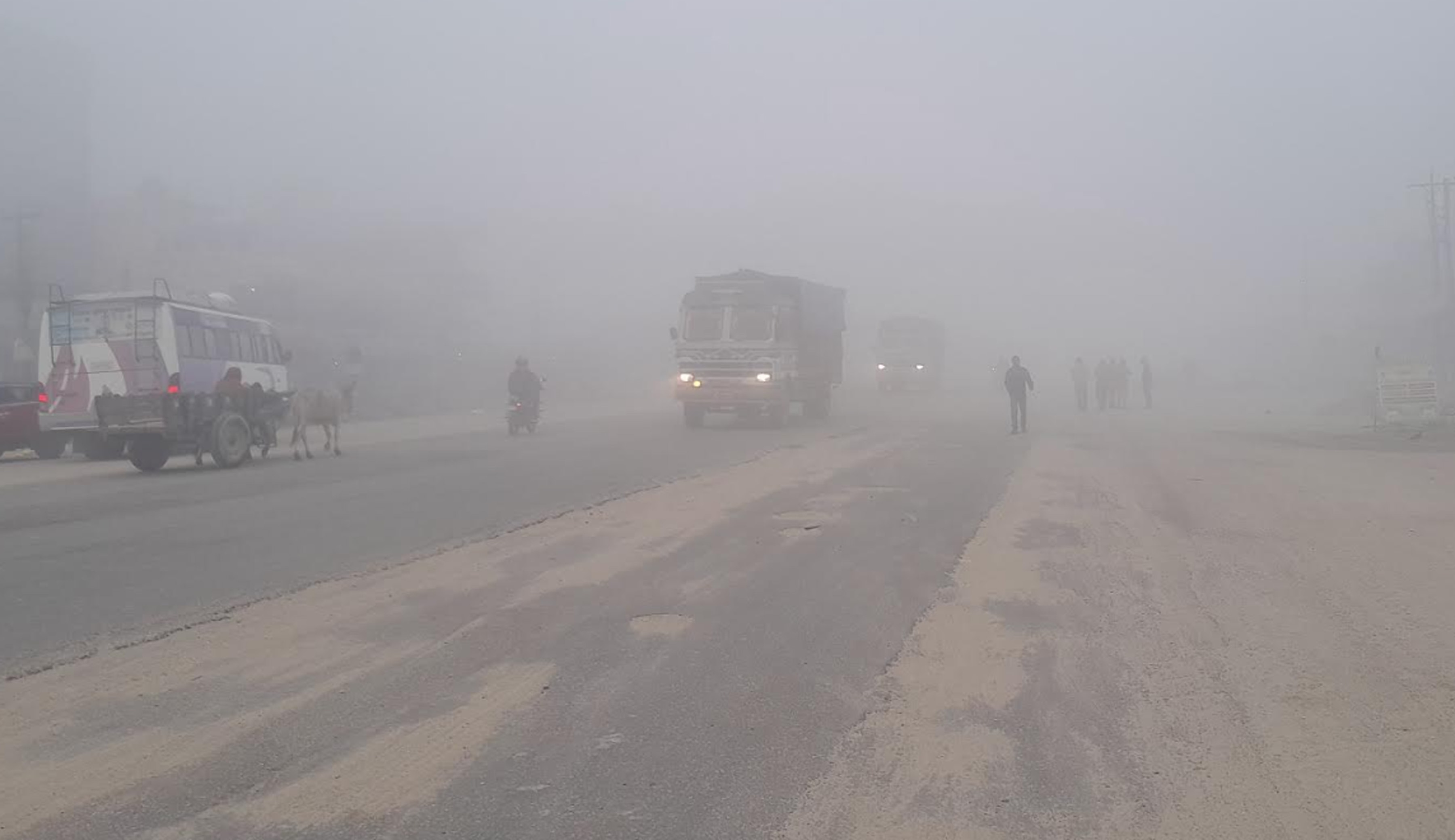 आजको मौसम: तराईमा हुस्सु  र कुहिरो, हिमाली क्षेत्रमा हिमपात