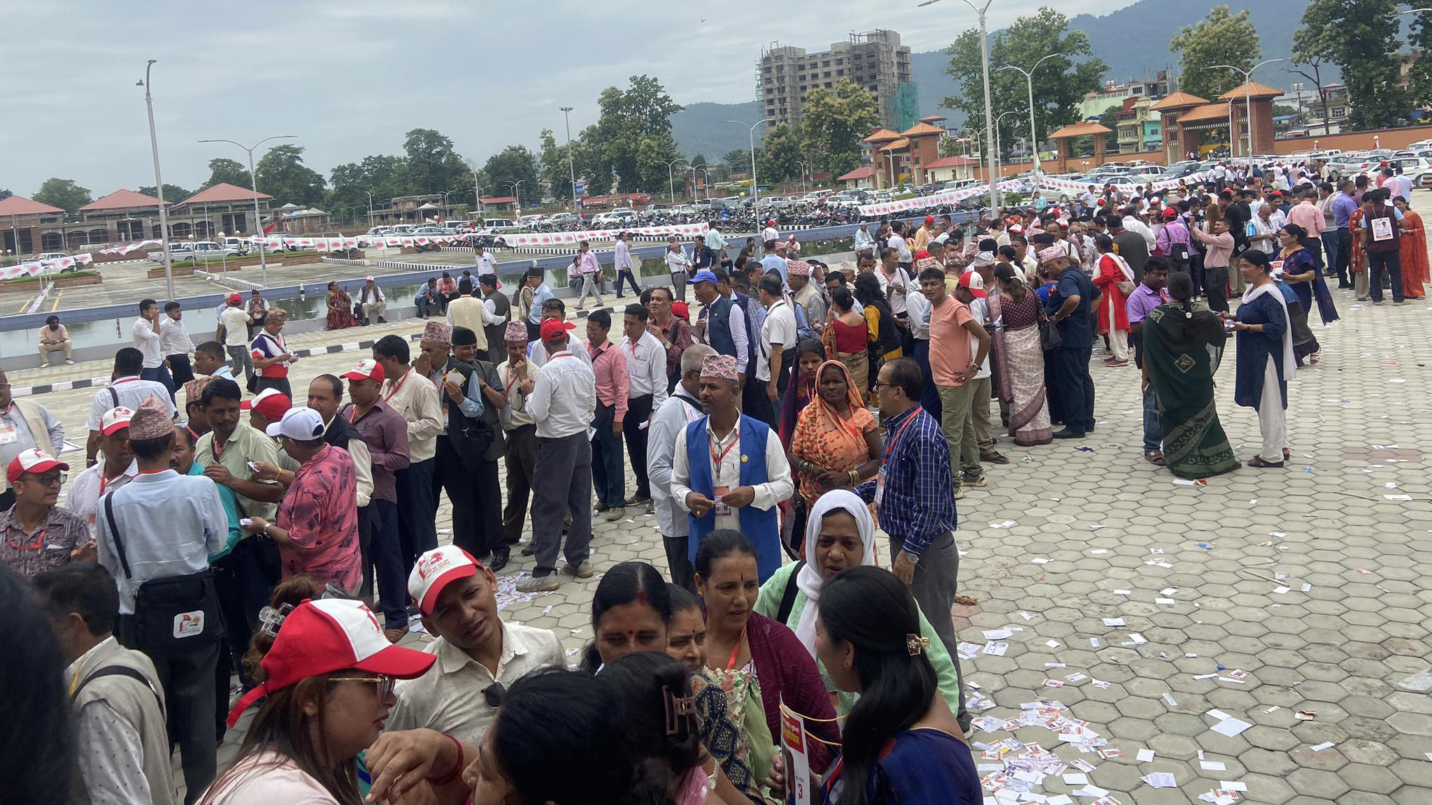 एमाले लुम्बिनी प्रदेश अधिवेशनः ८६१ मत खस्यो, मतदान जारी 