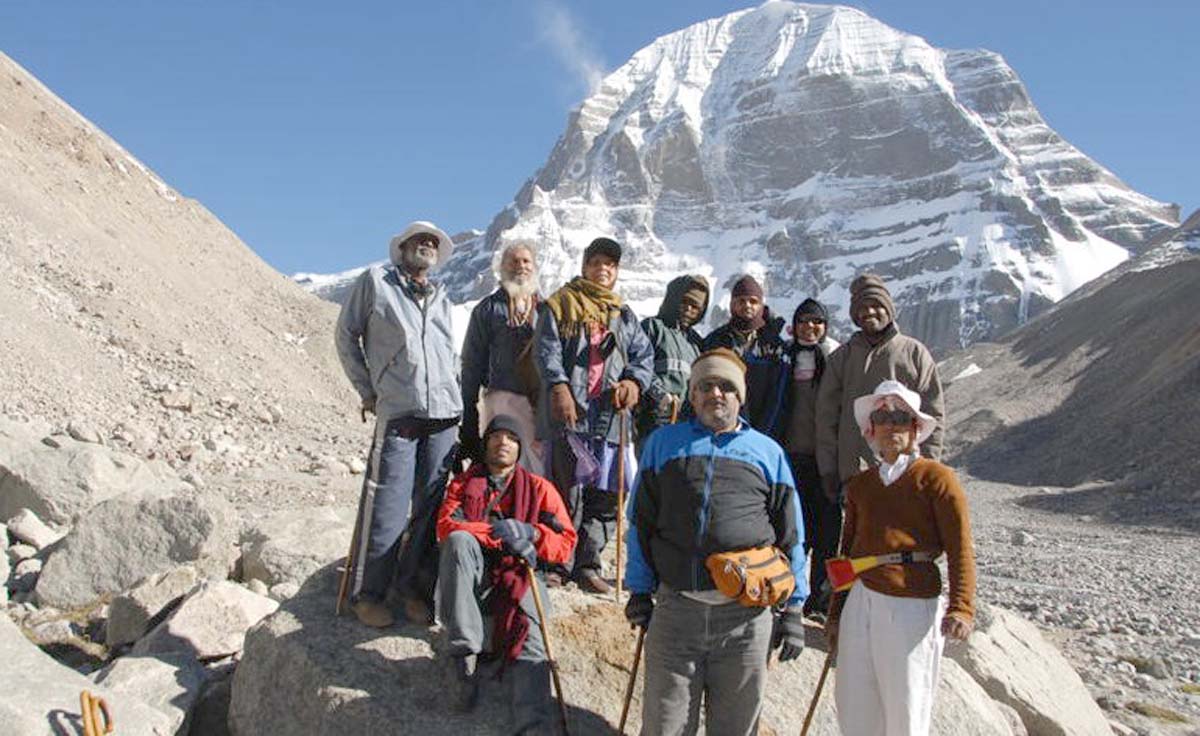 मानसरोवर कैलाश दर्शन गर्न भारतीय तीर्थयात्री