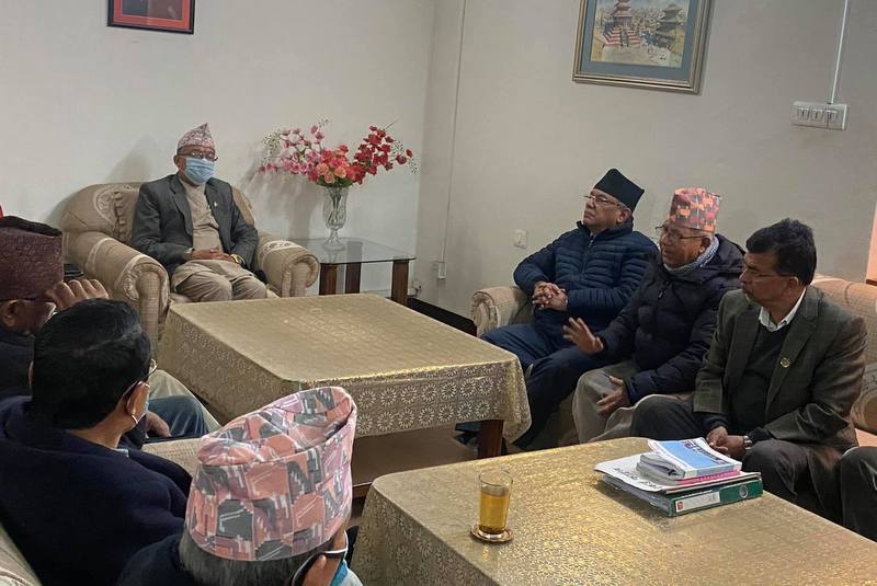 निर्वाचन आयोग पुगेर प्रचण्ड–नेपालको पार्टी र सुर्य चिह्नमाथि दाबी 