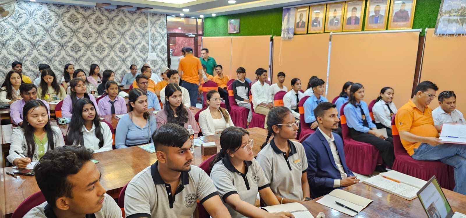 रोटरी भैरहवाले विद्यार्थीलाई दियो सीप वृद्धि प्रशिक्षण 