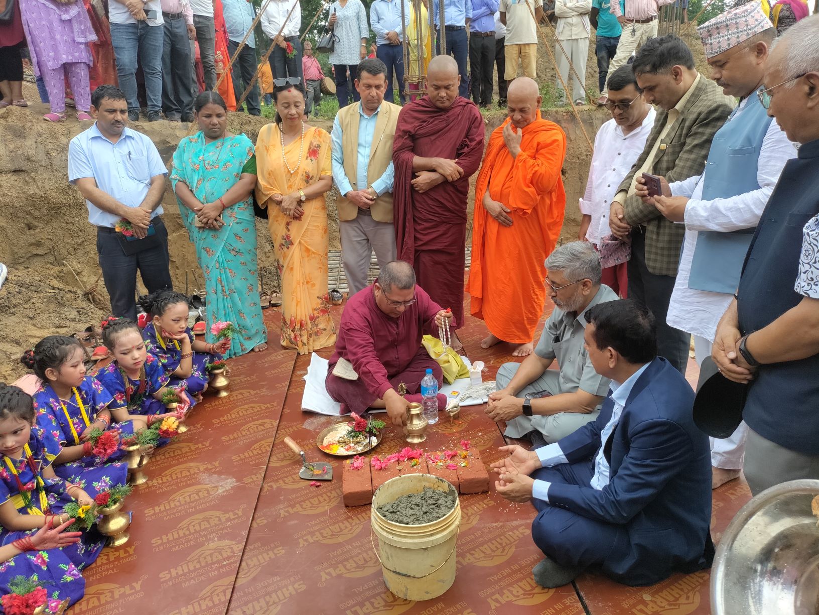 सात करोड १६ लाखको लागतमा लुम्बिनी बौद्ध विश्वविद्यालयको भवन निर्माण शुरु