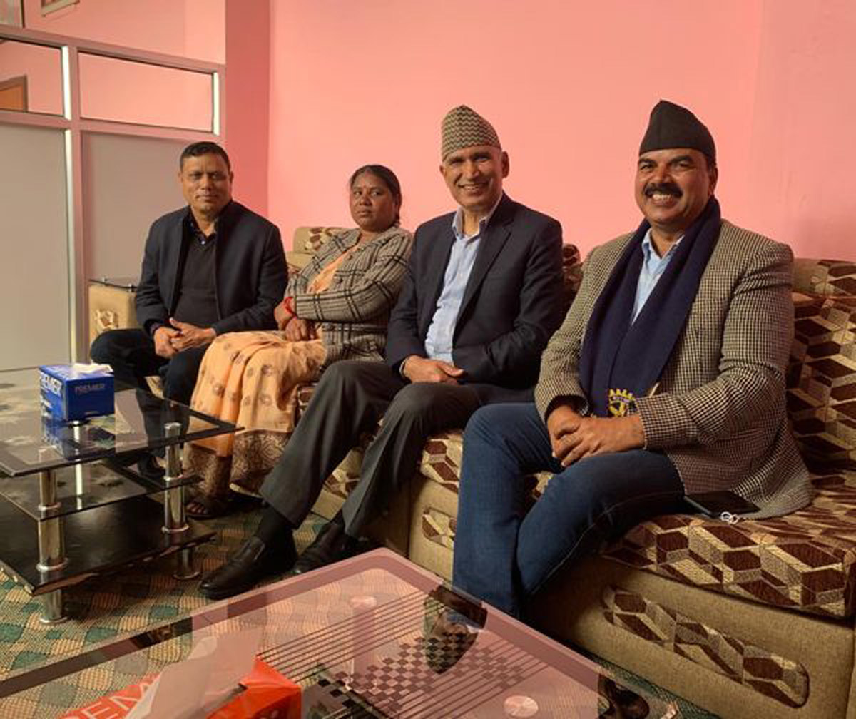 तिलोत्तमाका मेयर र उपमेयर ओली समुहमा