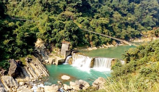 पौडी खेल्ने क्रममा तिनाउ नदीमा डुबेर एक युवकको मृत्यु