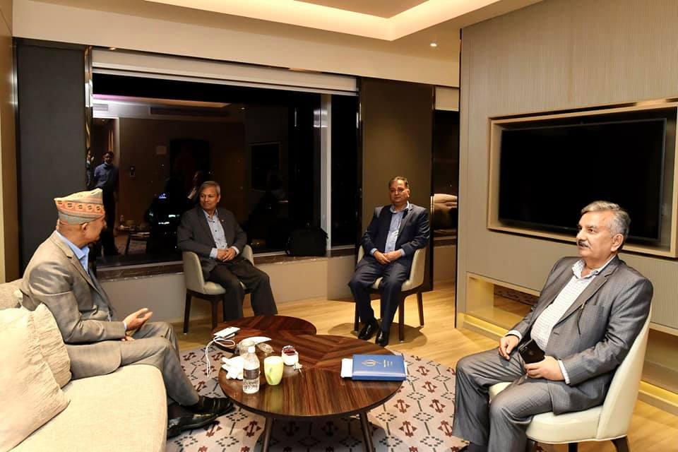 एमाले कार्यदलको बैठक सिंहदरबारमा जारी 