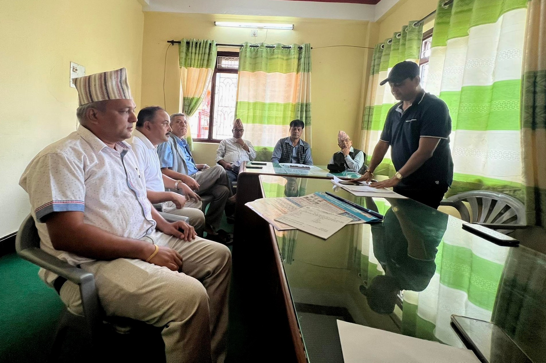 एमाले यातायात व्यवस्था विभागको बैठक : यातायात क्षेत्रको अनियमितता रोक्न पहल गर्ने
